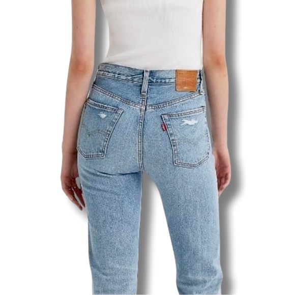 Levi’s 501 Light Wash Distressed Jeans Sz. 26 - Picture 8 of 11